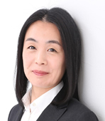 西山 由美子