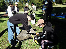 体育授業で自然体験学習及び根子岳登山を行いました