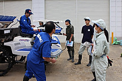 農業機械メーカーとの連携授業が今年も始まりました